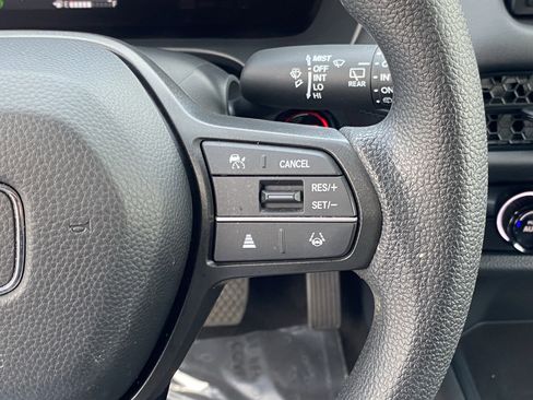 Certified 2025 Honda HR-V LX image 26