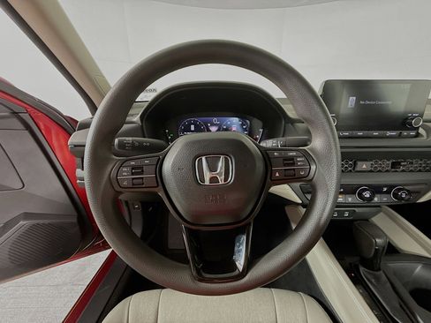 Certified 2025 Honda Accord LX image 11