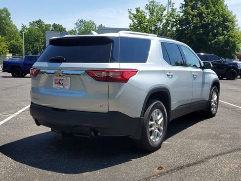 Used 2018 Chevrolet Traverse LT FWD image 4