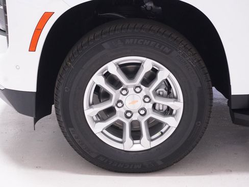 New 2026 Chevrolet Tahoe LT w/ Comfort Package image 14