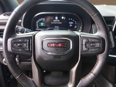 Used 2023 GMC Yukon XL AT4 w/ AT4 Premium Package AWD/4WD image 13