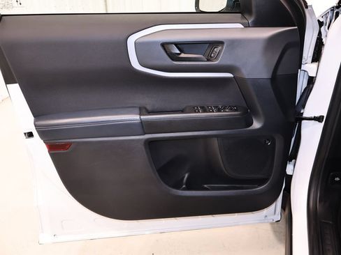 Certified 2022 Ford Bronco Sport Outer Banks w/ Tech Package AWD/4WD image 11