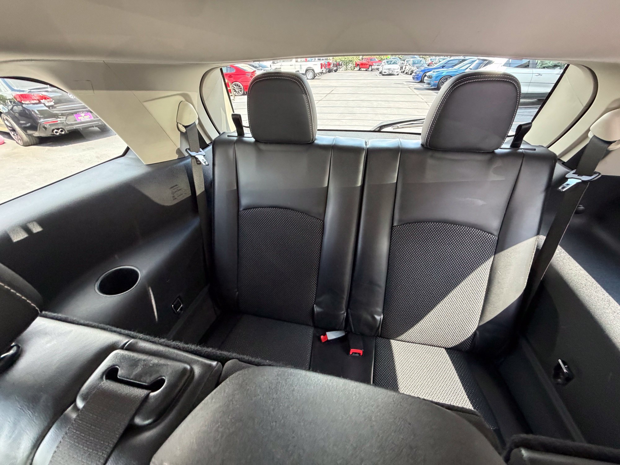 Used 2018 Dodge Journey Crossroad w/ Nav & Sun Group AWD/4WD image 10