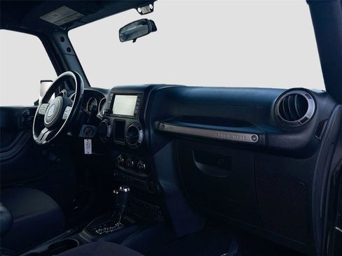 Used 2017 Jeep Wrangler Unlimited Sport w/ Dual Top Group image 27