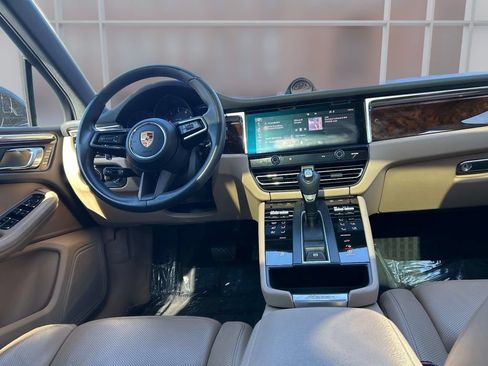 Used 2023 Porsche Macan Turbo AWD/4WD image 15