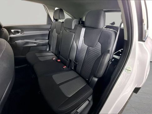 Certified 2026 Kia Sorento LX FWD image 21
