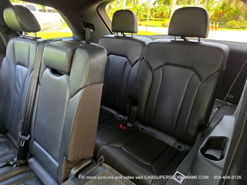 Used 2018 Audi Q7 3.0T Premium AWD/4WD image 32
