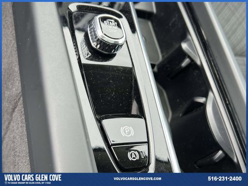 Used 2024 Volvo XC60 B5 Core w/ Protection Package Premier image 26