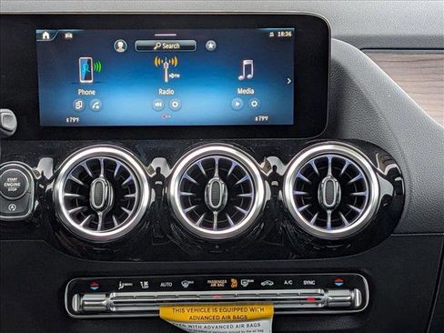 New 2026 Mercedes-Benz GLA 250 4MATIC image 11