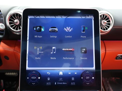 Used 2023 Mercedes-Benz SL 43 AMG image 35