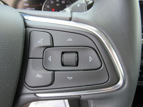 Used 2023 Buick Envision Essence w/ Sport Touring Package FWD image 24