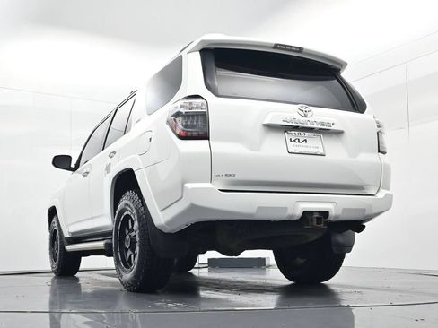 Used 2019 Toyota 4Runner SR5 Premium AWD/4WD image 45