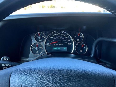 Used 2020 Chevrolet Express 3500 LS image 22