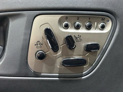 Used 2010 Jaguar XK Coupe image 27