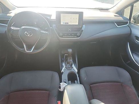 Used 2023 Toyota Corolla SE FWD image 5