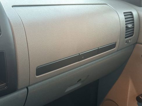 Used 2010 Chevrolet Silverado 1500 W/T w/ LS Package image 22