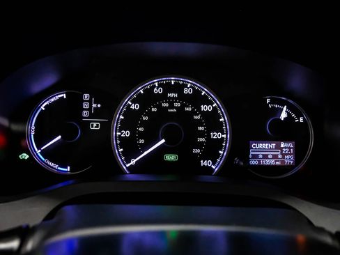 Used 2012 Lexus CT 200h Premium image 19