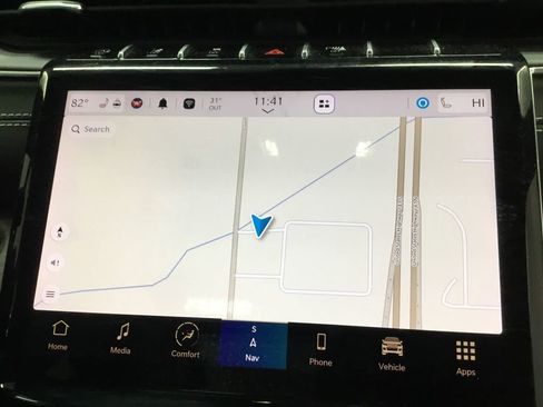 Used 2023 Jeep Grand Cherokee L Overland w/ Advanced Protech Group III image 31