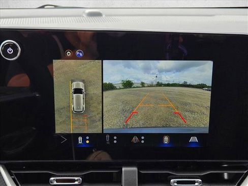 New 2026 Chevrolet Equinox LT w/ Safety and Technology Package FWD image 14