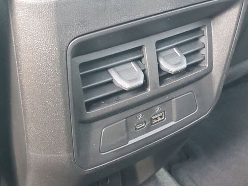 New 2025 Chevrolet Colorado LT w/ LT Convenience Package image 26