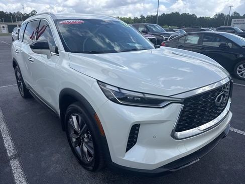 Used 2023 INFINITI QX60 Luxe w/ Cargo Package AWD/4WD image 2