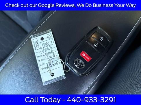 Used 2023 Toyota Corolla SE image 38