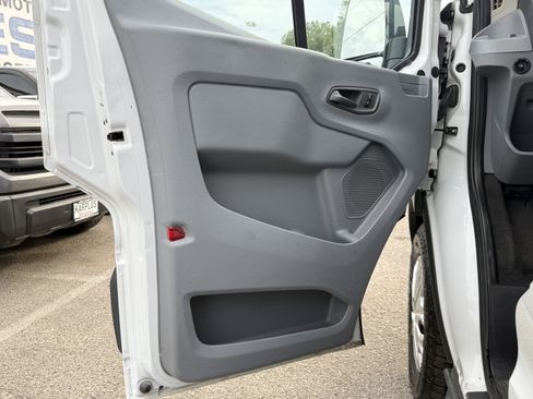Used 2017 Ford Transit 350 XLT image 16