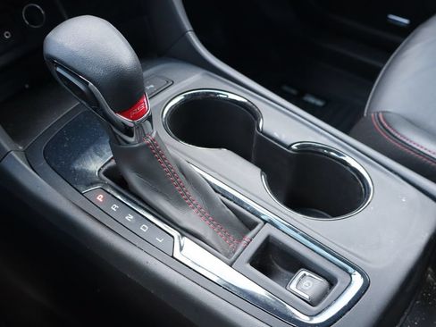 Used 2024 Chevrolet Equinox RS w/ RS Leather Package FWD image 6