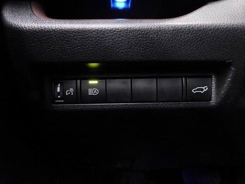 Used 2022 Toyota RAV4 Limited image 46