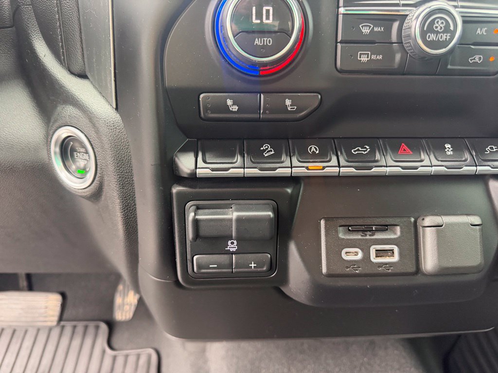 Used 2019 Chevrolet Silverado 1500 LT w/ All-Star Edition AWD/4WD image 33