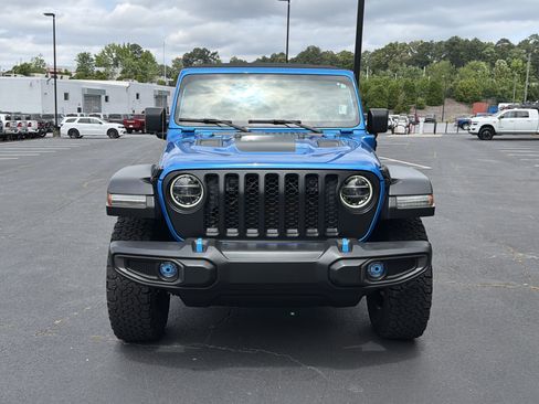 Used 2022 Jeep Wrangler Unlimited Rubicon 4xe AWD/4WD image 2