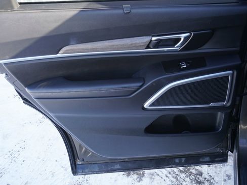 Used 2022 Kia Telluride EX w/ EX Premium Package image 24