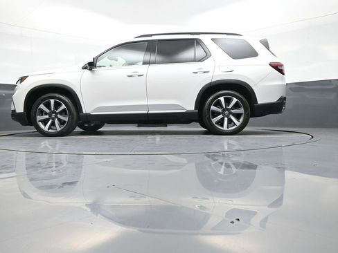Used 2023 Honda Pilot Elite image 35