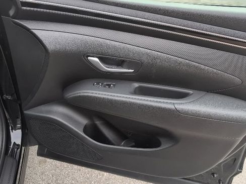 Used 2023 Hyundai Tucson SEL FWD image 11