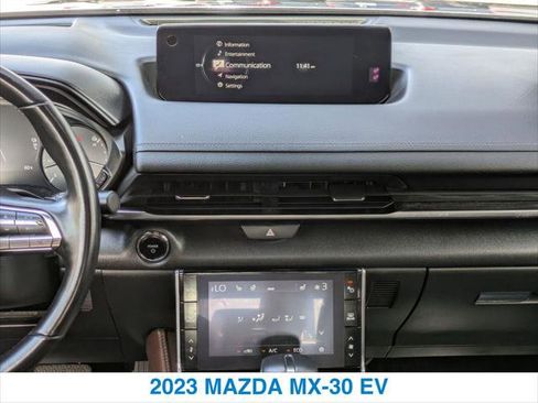 Used 2023 MAZDA MX-30 Electric w/ Premium Plus Pkg image 17