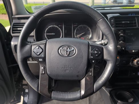 Certified 2024 Toyota 4Runner TRD Off-Road Premium w/ Moonroof Package image 18