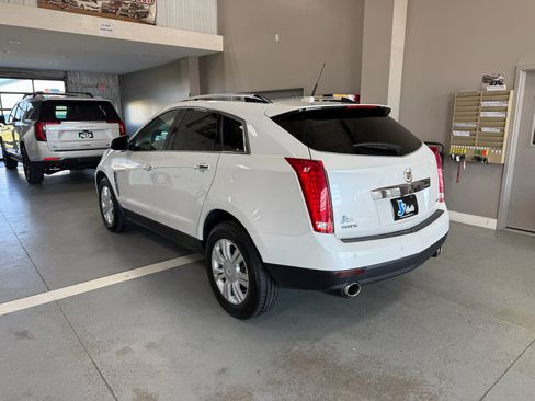 Used 2012 Cadillac SRX Luxury FWD image 5