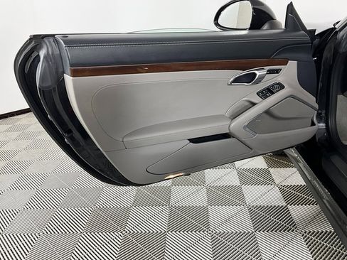 Used 2013 Porsche 911 Carrera S image 15