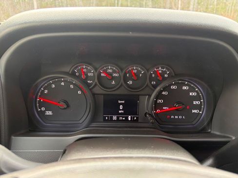 New 2026 GMC Sierra 2500 Pro w/ X31 Off-Road Package AWD/4WD image 17