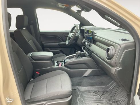 Certified 2023 Chevrolet Colorado Trail Boss w/ Technology Package AWD/4WD image 16