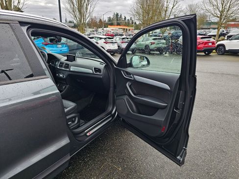 Used 2018 Audi Q3 2.0T Premium image 29