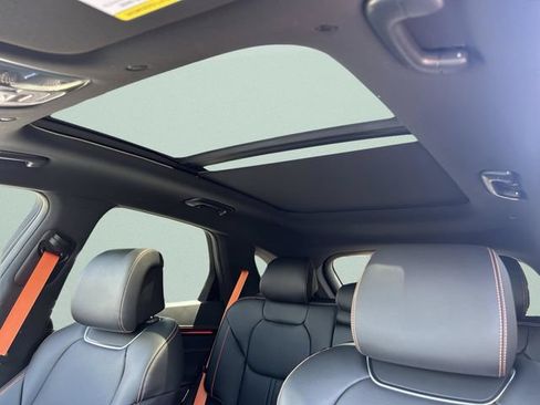 New 2026 Genesis GV70 2.5T Sport Prestige AWD/4WD image 32