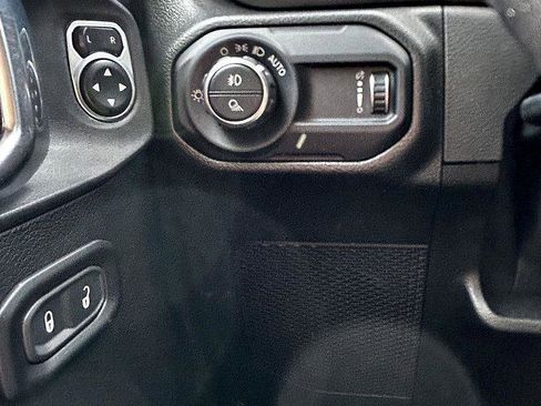 New 2023 Jeep Gladiator Sport image 23