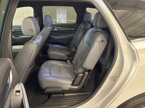 Used 2024 Buick Enclave Premium image 14
