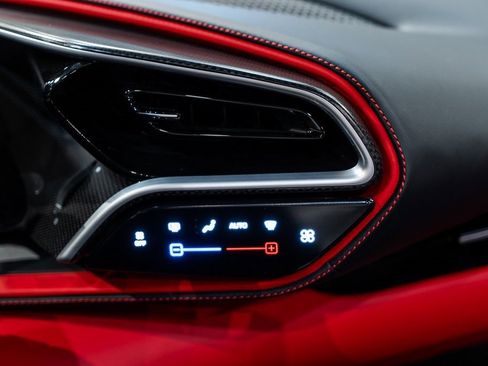 Used 2023 Ferrari 296 GTS image 31