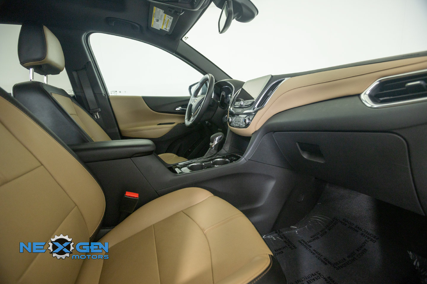 Used 2024 Chevrolet Equinox Premier AWD/4WD image 7