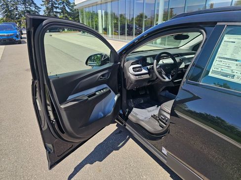 New 2027 Chevrolet Bolt RS w/ Technology Package FWD image 18