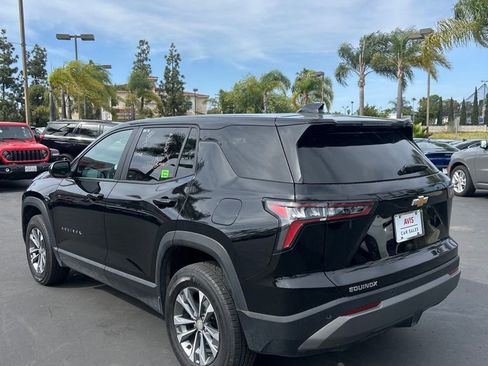 Used 2025 Chevrolet Equinox LT FWD image 7