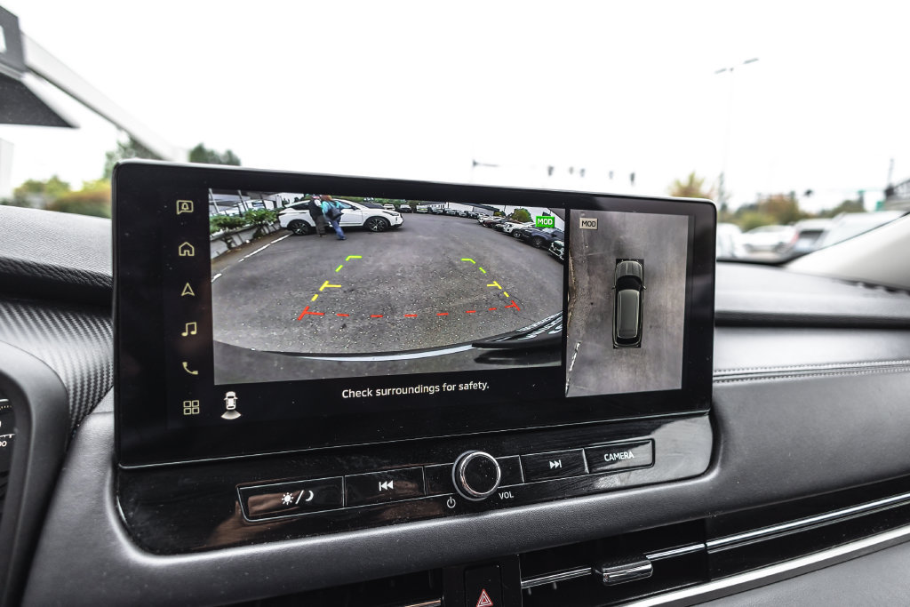 Used 2025 Mitsubishi Outlander SE FWD image 12