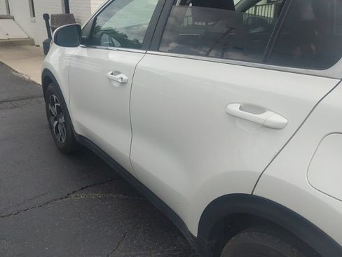 Used 2021 Kia Sportage LX FWD image 8